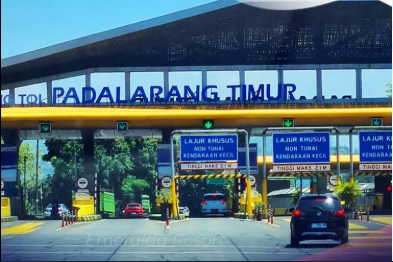 "Akses jalan tol menuju perumahan syariah Padalarang"
